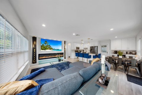 Villa ou maison à louer à Fort Lauderdale, Floride: 3 chambres, 102.19 m2 № 2386879 - photo 5