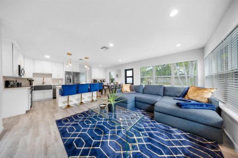 Villa ou maison à louer à Fort Lauderdale, Floride: 3 chambres, 102.19 m2 № 2386879 - photo 8