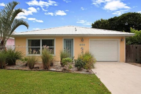 Купить виллу или дом в Нейплс, Флорида 3 спальни, № 2043579 - фото 4