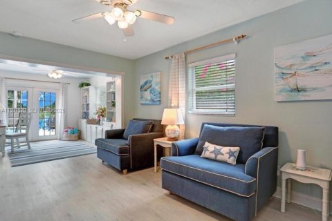 Купить виллу или дом в Нейплс, Флорида 3 спальни, № 2043579 - фото 16