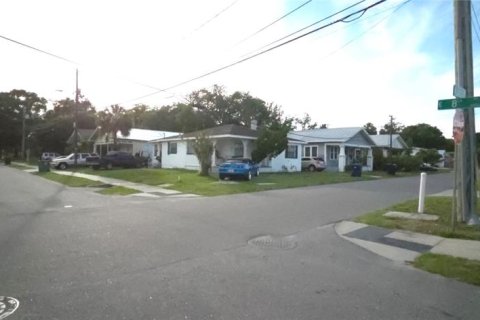 Villa ou maison à vendre à Tampa, Floride: 4 chambres, 135.73 m2 № 2126487 - photo 18