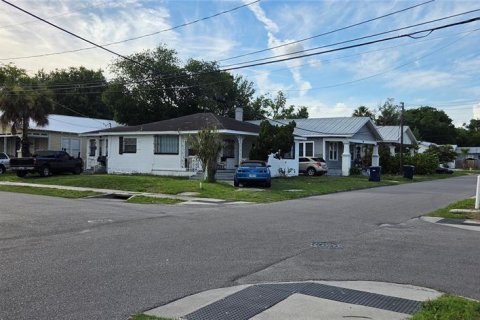 Villa ou maison à vendre à Tampa, Floride: 4 chambres, 135.73 m2 № 2126487 - photo 6