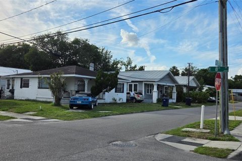 Villa ou maison à vendre à Tampa, Floride: 4 chambres, 135.73 m2 № 2126487 - photo 7