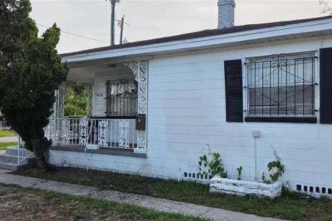 Villa ou maison à vendre à Tampa, Floride: 4 chambres, 135.73 m2 № 2126487 - photo 15