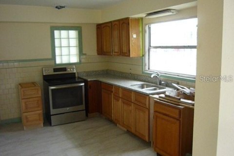 Villa ou maison à vendre à Tampa, Floride: 4 chambres, 135.73 m2 № 2126487 - photo 26