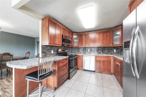 Condominio en venta en Deerfield Beach, Florida, 2 dormitorios, 92.9 m2 № 2084504 - foto 2