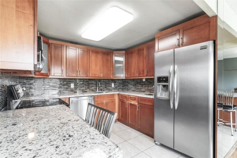 Condominio en Deerfield Beach, Florida, 2 dormitorios  № 2084504