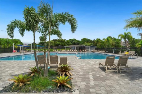 Condominio en venta en Deerfield Beach, Florida, 2 dormitorios, 92.9 m2 № 2084504 - foto 27