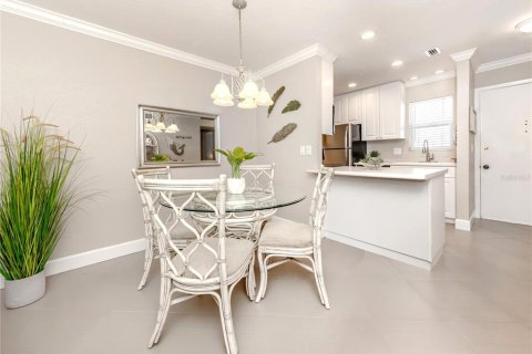 Copropriété à vendre à Sarasota, Floride: 2 chambres, 94.02 m2 № 1721410 - photo 9