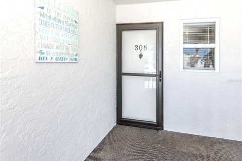 Copropriété à vendre à Sarasota, Floride: 2 chambres, 94.02 m2 № 1721410 - photo 4