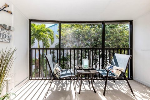 Copropriété à vendre à Sarasota, Floride: 2 chambres, 94.02 m2 № 1721410 - photo 18