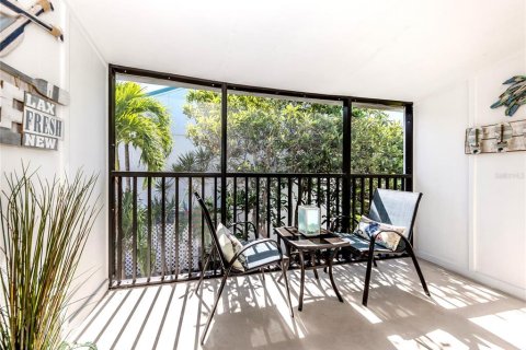 Copropriété à vendre à Sarasota, Floride: 2 chambres, 94.02 m2 № 1721410 - photo 17