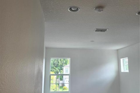 House in Kissimmee, Florida 4 bedrooms, 230.49 sq.m. № 1906723 - photo 20