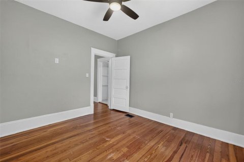 Casa en venta en Orlando, Florida, 4 dormitorios, 141.58 m2 № 2351746 - foto 7