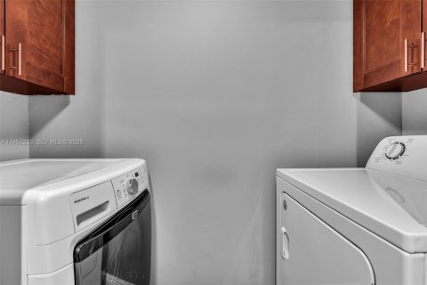 Condominio en alquiler en Pompano Beach, Florida, 2 dormitorios, 83.89 m2 № 2011238 - foto 5