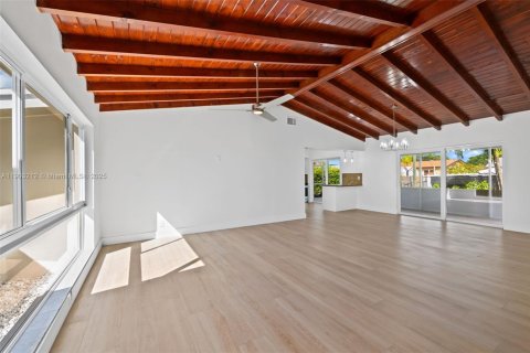 Casa en venta en Hollywood, Florida, 3 dormitorios, 129.51 m2 № 1954583 - foto 4