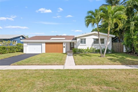 Casa en venta en Hollywood, Florida, 3 dormitorios, 129.51 m2 № 1954583 - foto 1