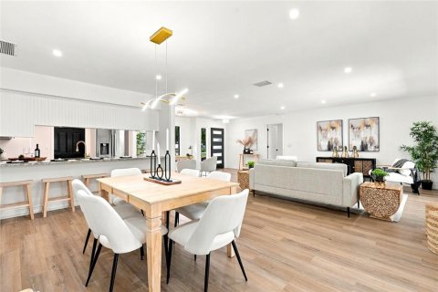 Villa ou maison à vendre à Bradenton, Floride: 3 chambres, 139.35 m2 № 2388556 - photo 7