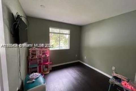 Condo in Homestead, Florida, 3 bedrooms № 1942637 - photo 4