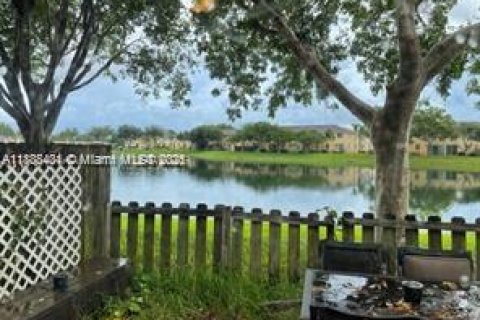 Condo in Homestead, Florida, 3 bedrooms № 1942637 - photo 2