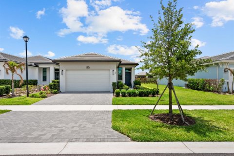 House in Port St. Lucie, Florida 3 bedrooms, 132.85 sq.m. № 2175549 - photo 2