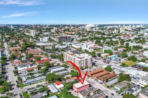 Снять в аренду квартиру в Майами, Флорида 2 спальни, 72.46м2, № 1950353 - фото 21