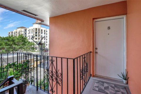 Снять в аренду квартиру в Майами, Флорида 2 спальни, 72.46м2, № 1950353 - фото 16