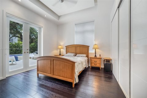 Villa ou maison à vendre à Coral Gables, Floride: 5 chambres, 463.86 m2 № 2065429 - photo 14