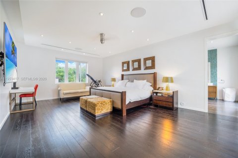 Villa ou maison à vendre à Coral Gables, Floride: 5 chambres, 463.86 m2 № 2065429 - photo 8