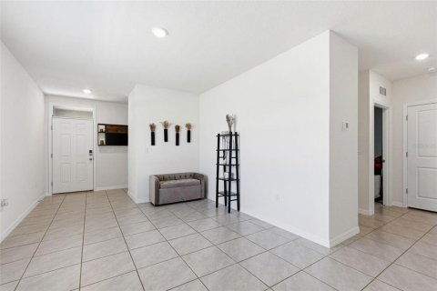 Casa en alquiler en Wesley Chapel, Florida, 3 dormitorios, 140.84 m2 № 2092167 - foto 6