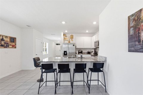 Casa en alquiler en Wesley Chapel, Florida, 3 dormitorios, 140.84 m2 № 2092167 - foto 10