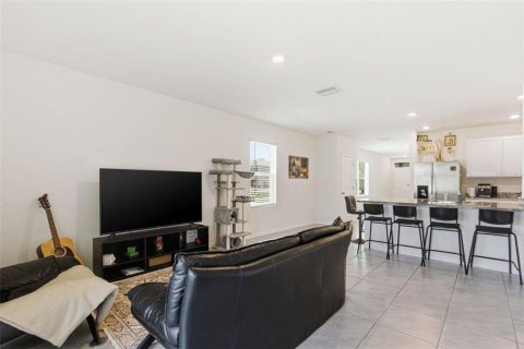 Casa en alquiler en Wesley Chapel, Florida, 3 dormitorios, 140.84 m2 № 2092167 - foto 14