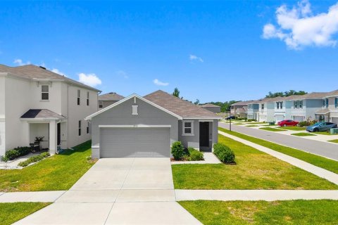 Casa en alquiler en Wesley Chapel, Florida, 3 dormitorios, 140.84 m2 № 2092167 - foto 2