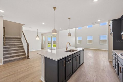 House in Parrish, Florida 5 bedrooms, 329.34 sq.m. № 2199002 - photo 8