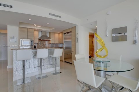 Снять в аренду кондоминиум в Помпано-Бич, Флорида 2 спальни, 133.97м2, № 2017239 - фото 9