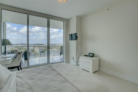 Снять в аренду кондоминиум в Помпано-Бич, Флорида 2 спальни, 133.97м2, № 2017239 - фото 18