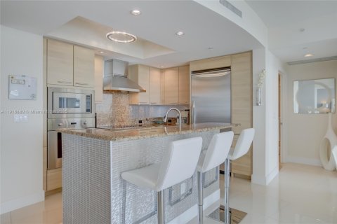 Снять в аренду кондоминиум в Помпано-Бич, Флорида 2 спальни, 133.97м2, № 2017239 - фото 10