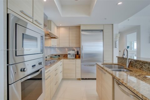 Снять в аренду кондоминиум в Помпано-Бич, Флорида 2 спальни, 133.97м2, № 2017239 - фото 11