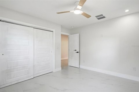 Villa ou maison à vendre à Tampa, Floride: 3 chambres, 133.22 m2 № 2216575 - photo 23