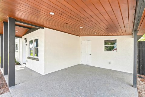 Villa ou maison à vendre à Tampa, Floride: 3 chambres, 133.22 m2 № 2216575 - photo 30