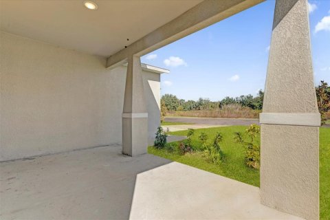 House in Apopka, Florida 3 bedrooms, 119.47 sq.m. № 1511947 - photo 27