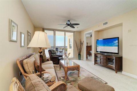 Condo in Palmetto, Florida, 2 bedrooms  № 2129575 - photo 18