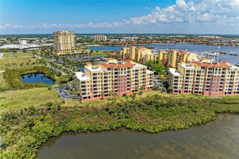 Condo in Palmetto, Florida, 2 bedrooms  № 2129575 - photo 24