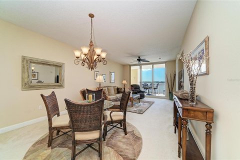 Condo in Palmetto, Florida, 2 bedrooms  № 2129575 - photo 16