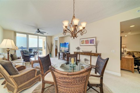 Condo in Palmetto, Florida, 2 bedrooms  № 2129575 - photo 17