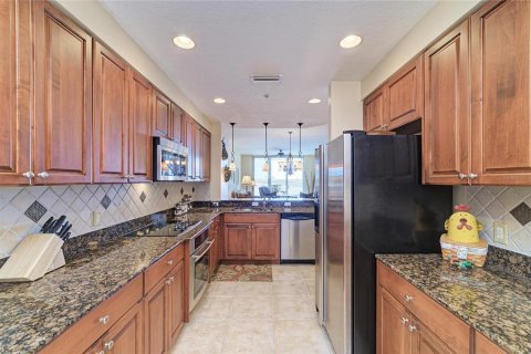 Condo in Palmetto, Florida, 2 bedrooms  № 2129575 - photo 10