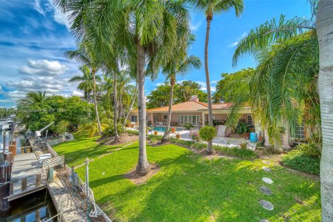 Casa en venta en Coral Gables, Florida, 5 dormitorios, 371.33 m2 № 1979700 - foto 8