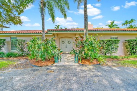 Casa en venta en Coral Gables, Florida, 5 dormitorios, 371.33 m2 № 1979700 - foto 14