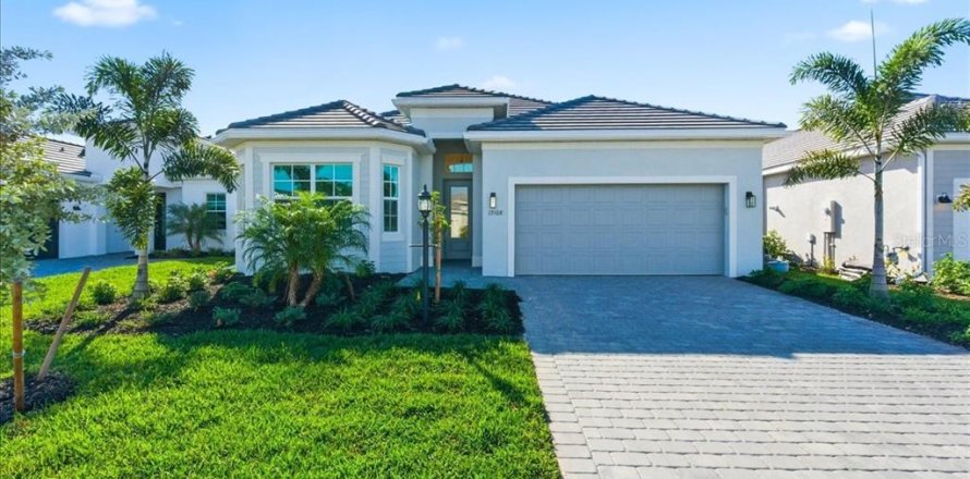 House in Lakewood Ranch, Florida 2 bedrooms, 191.47 sq.m. № 2098581