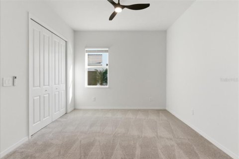 House in Lakewood Ranch, Florida 2 bedrooms, 191.47 sq.m. № 2098581 - photo 7